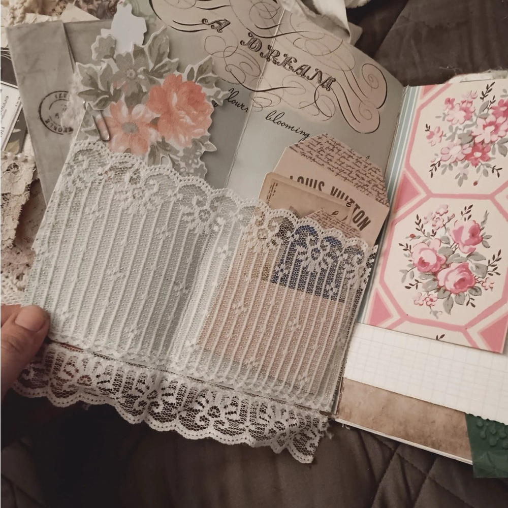 Handmade Junk Journal CUSTOMIZED - Picture 13 of 16